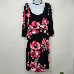 White House Black Market floral long sleeve midi dress size medium